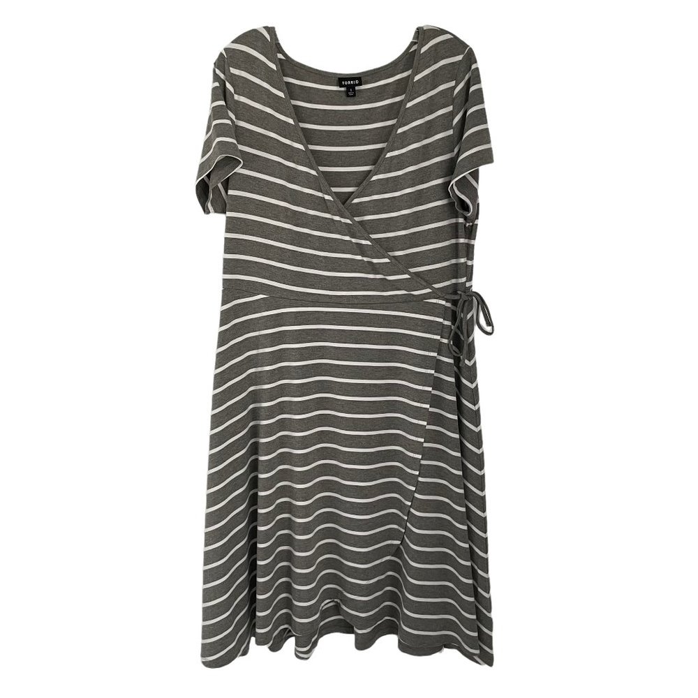 Torrid Heather Grey White Striped Surplice Short Sleeve Faux Wrap Dress 1 1X